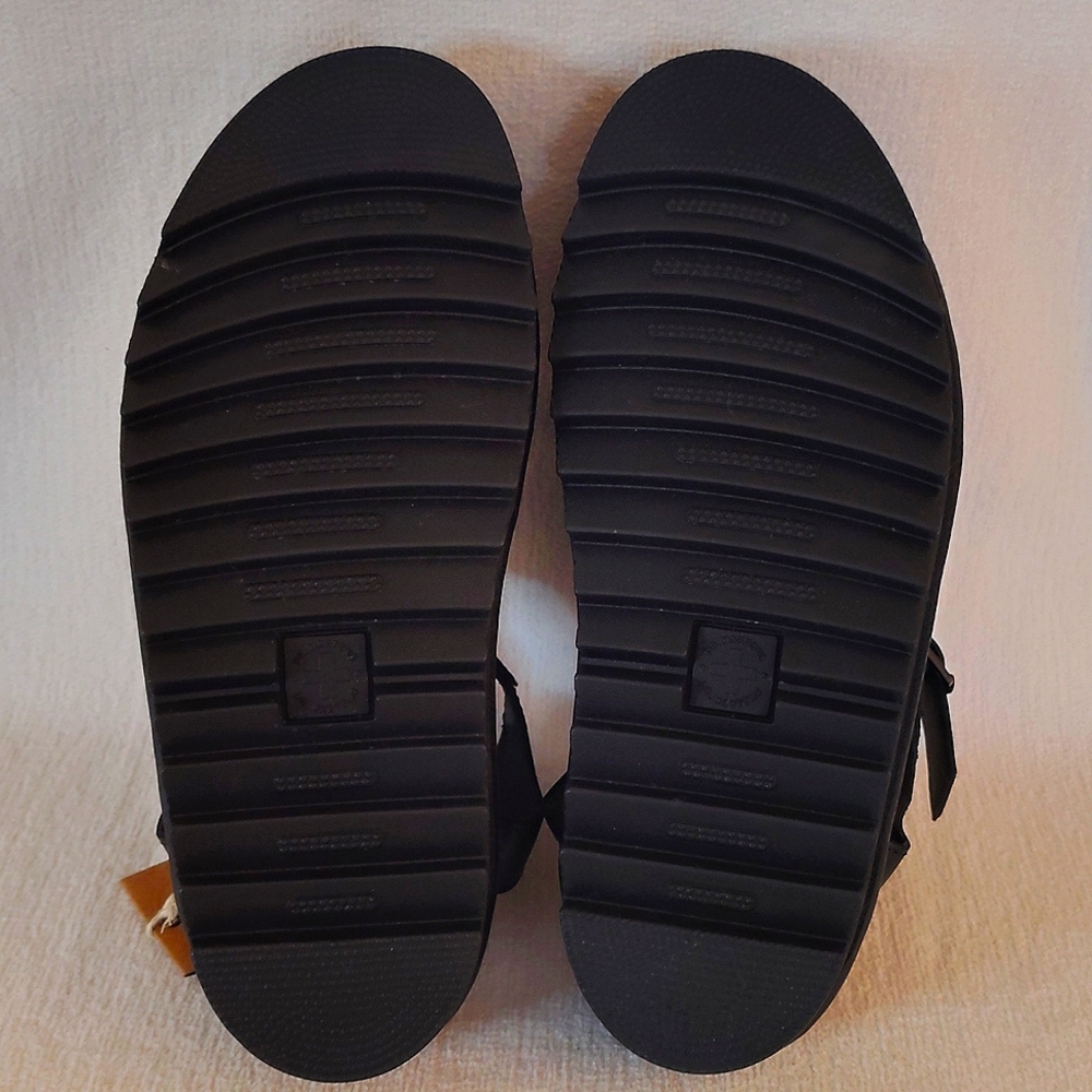 Dr. Martens Blaire Platform Strap Sandals. Size 8 - Picture 13 of 16